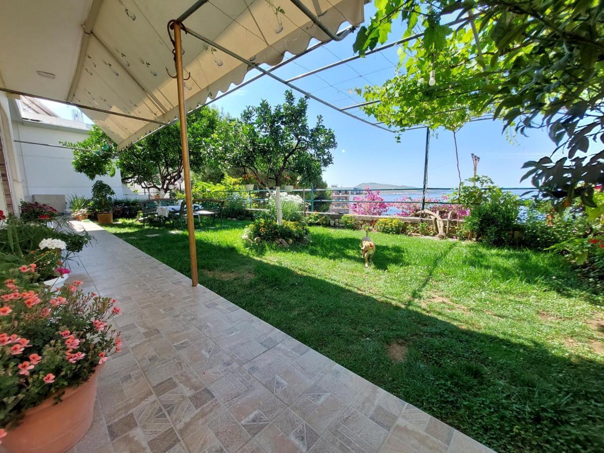 The Sun House Apartment Саранде Екстериор снимка