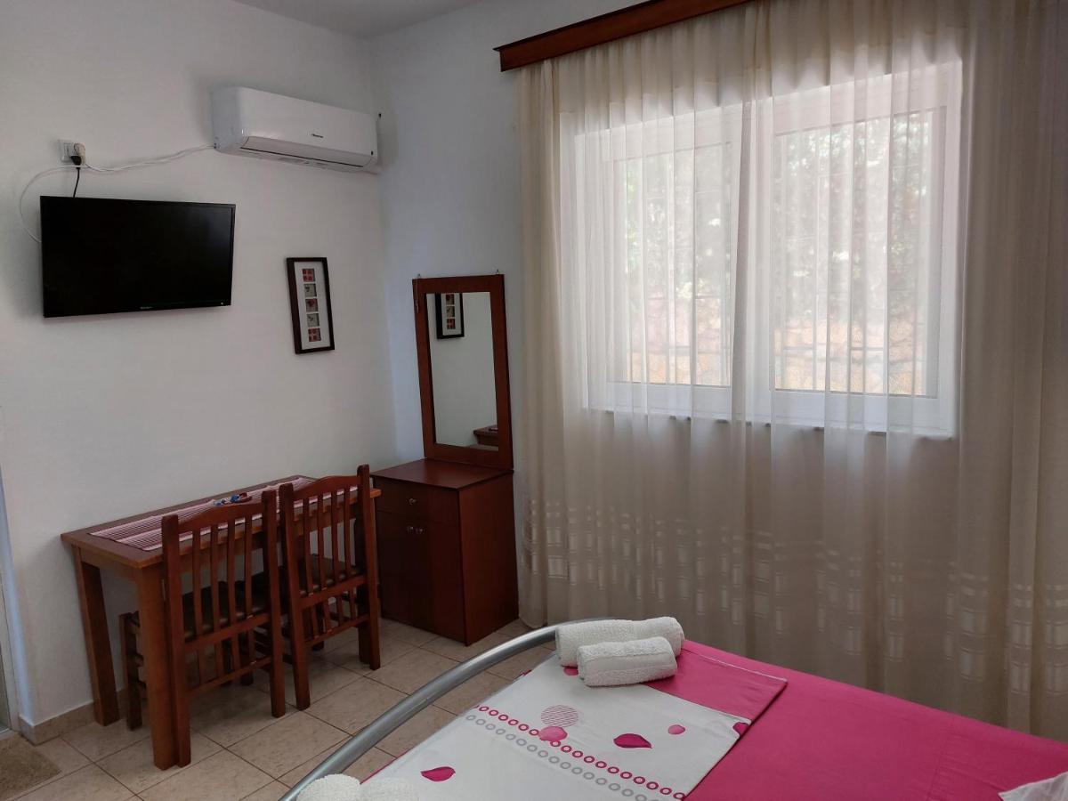 The Sun House Apartment Саранде Екстериор снимка