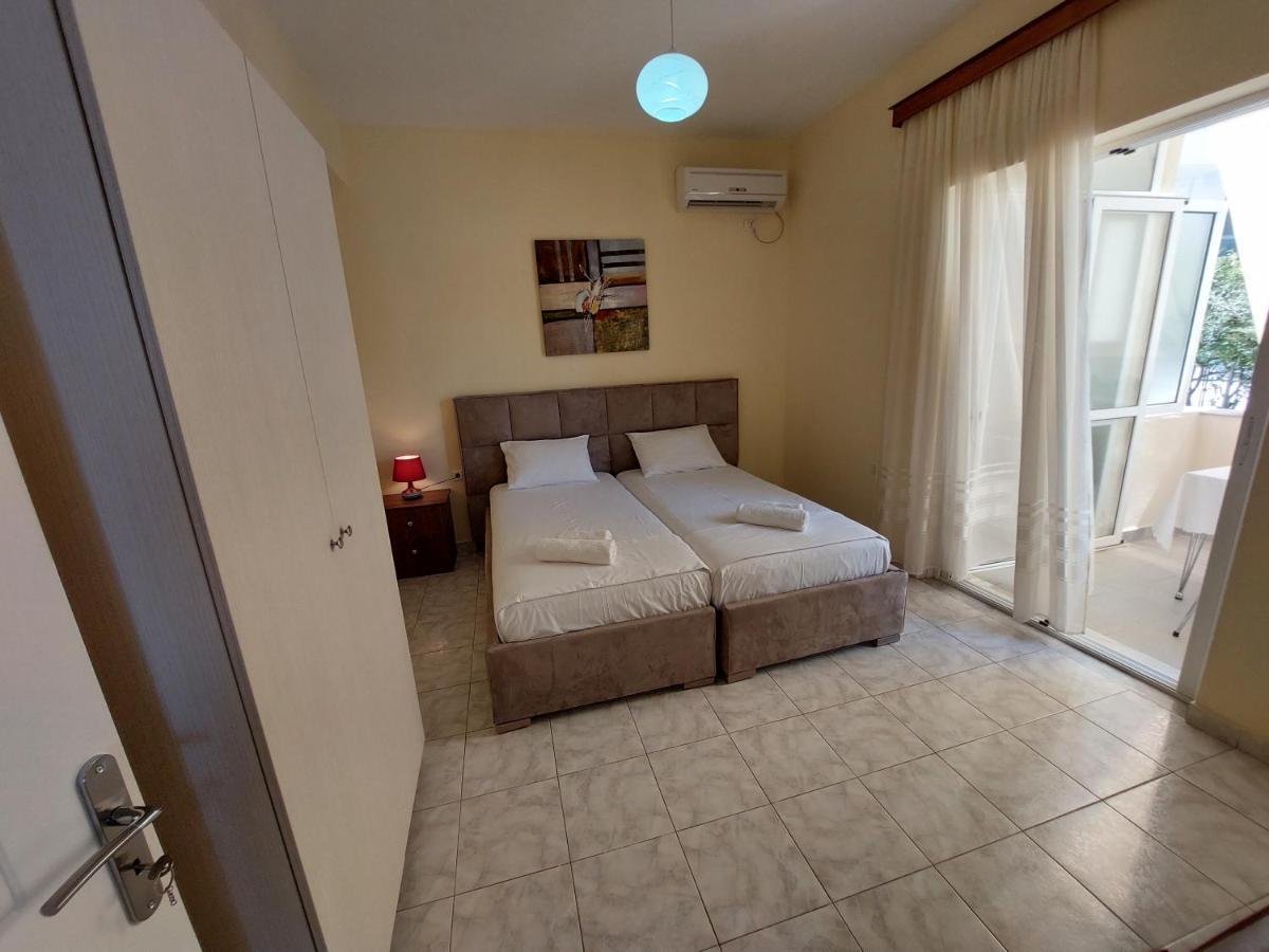 The Sun House Apartment Саранде Екстериор снимка